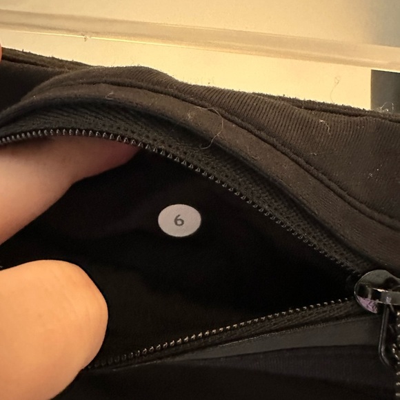 Size 6 Black Lululemon  Leggings - Picture 6 of 6